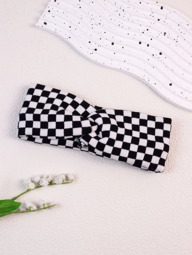 Checkerboard Knitted Wool 