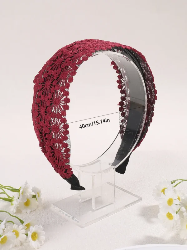 Wide wavy headband