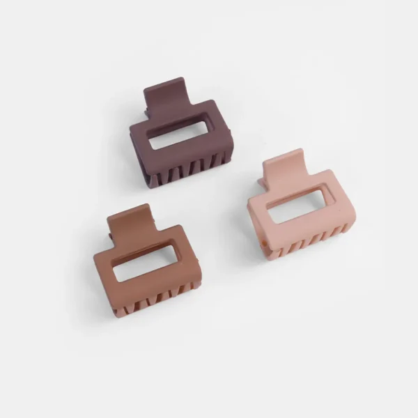 Polygonal small clip