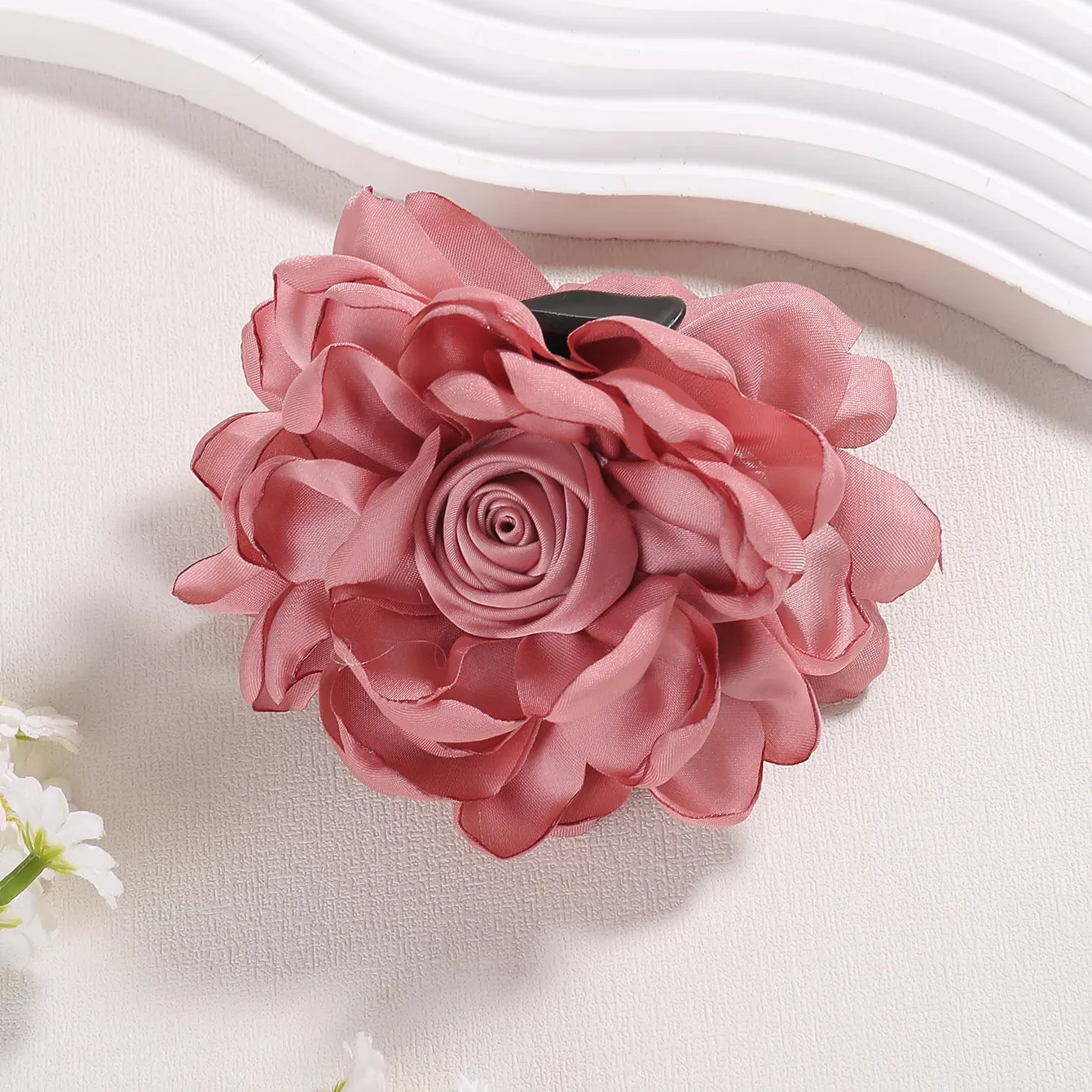 Multi-layer rose hair claws