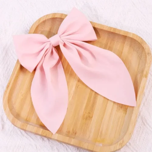 Bow hair clip