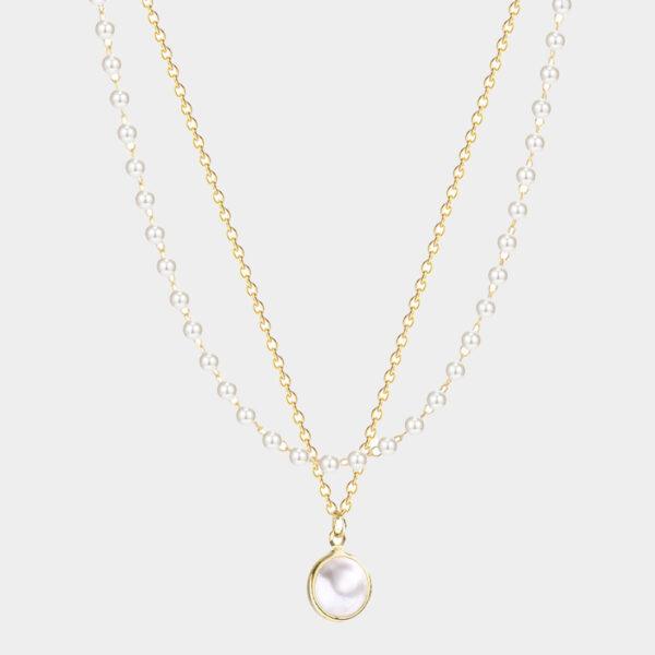 Double pearl necklace
