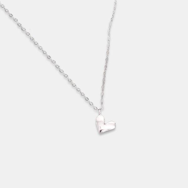 Heart-shaped electroplated necklace