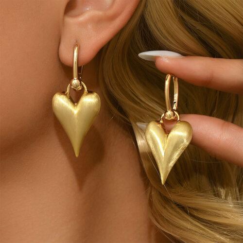 Electroplated heart earrings