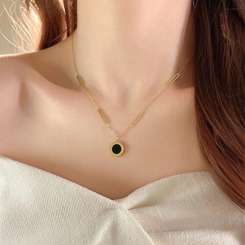 Double-sided round titanium necklace